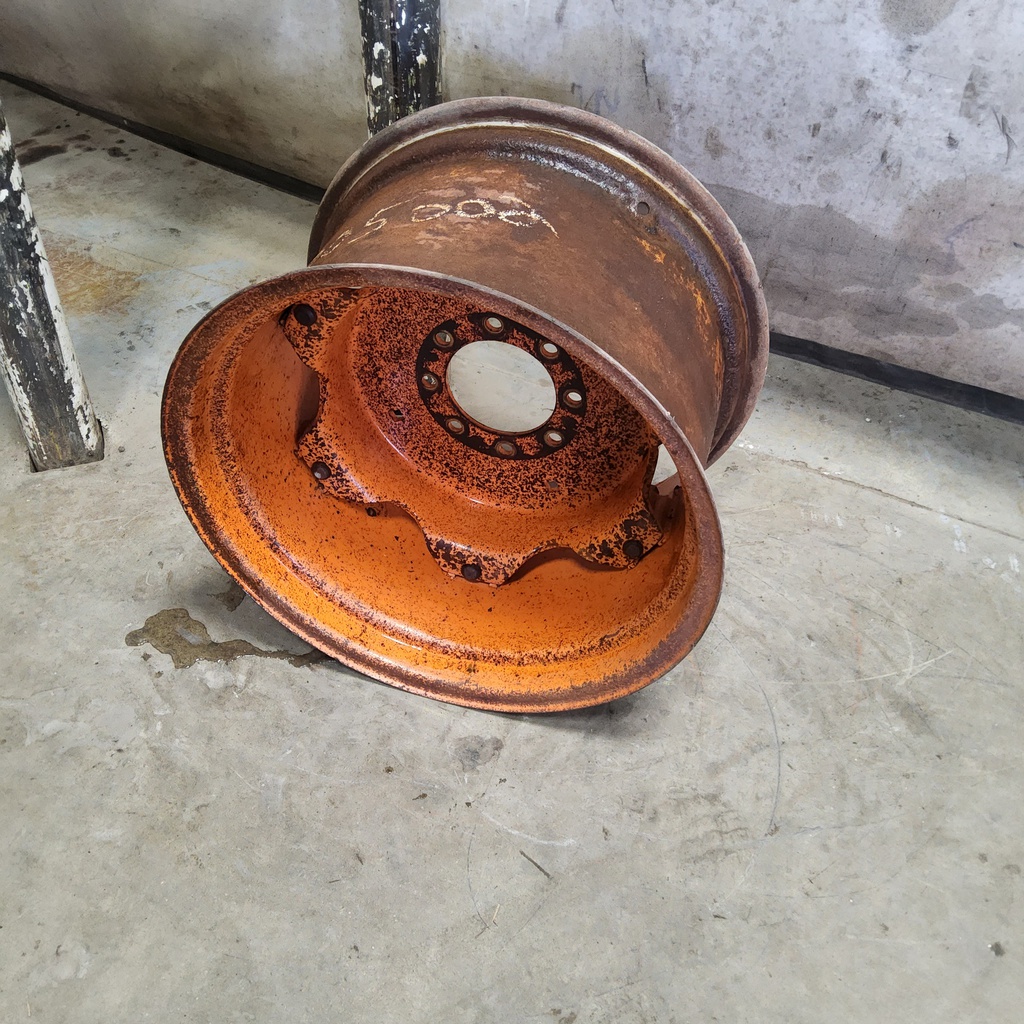 ■83・kuruco USED 8-Hole Rim with Clamp/Loop Style Center for 24